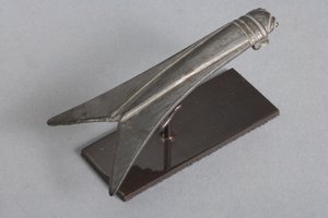 Fibula van een cicade (vertind brons)